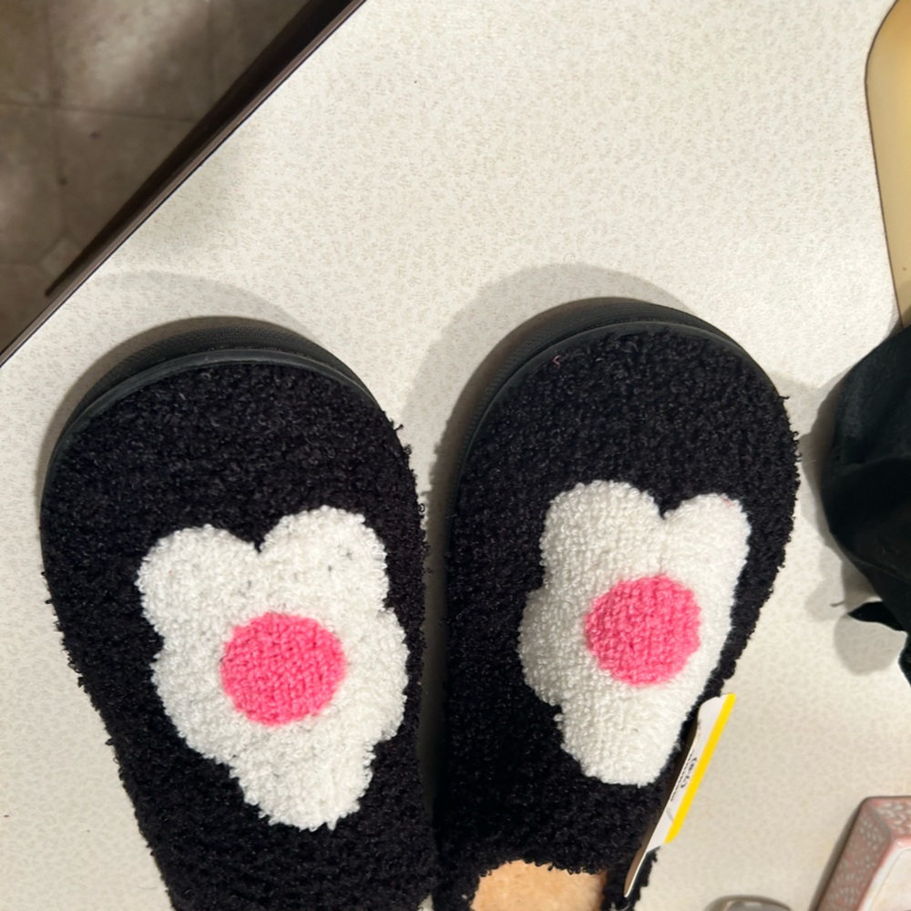 Black Slippers with White and Pink Flower Design